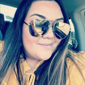 Meet your Posher, Tara